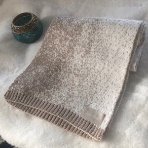 Calvin klein women scarf 🧣